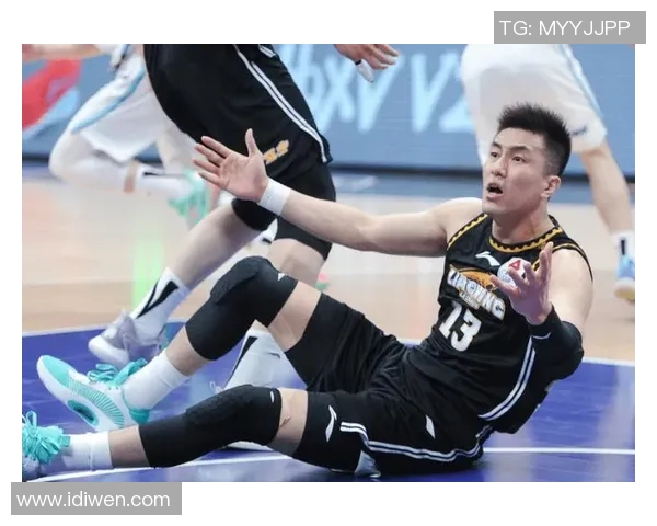 西斯普林斯与中央联合激战正酣谁能在这场对决中笑到最后 西斯普林斯与中央联合激战正酣谁能在这场对决中笑到最后