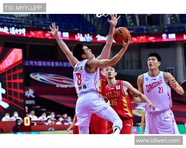 赵泰隆的篮球梦想与奋斗历程:从青涩少年到职业球员的成长之路 赵泰隆的篮球梦想与奋斗历程:从青涩少年到职业球员的成长之路