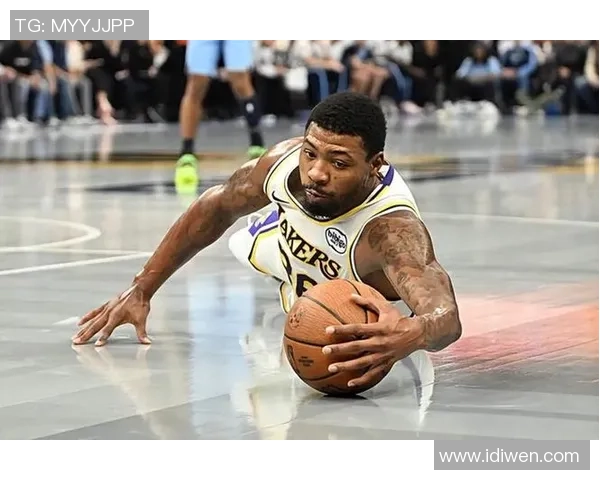 马库斯斯马特：从防守悍将到球队领袖的成长之路