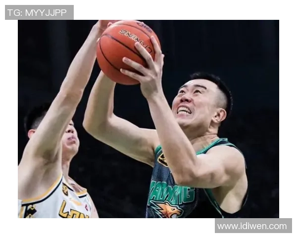 韩德君：从篮球新星到中国男篮的中流砥柱，见证荣耀与挑战的成长之路