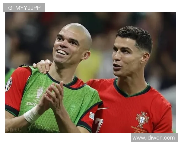 德国与葡萄牙激战正酣佩佩的表现引发热议与期待