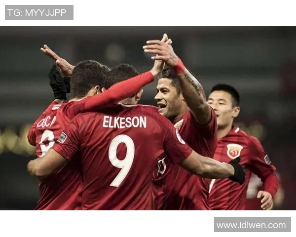 上港与首尔激战全场精彩录像回顾及赛后分析