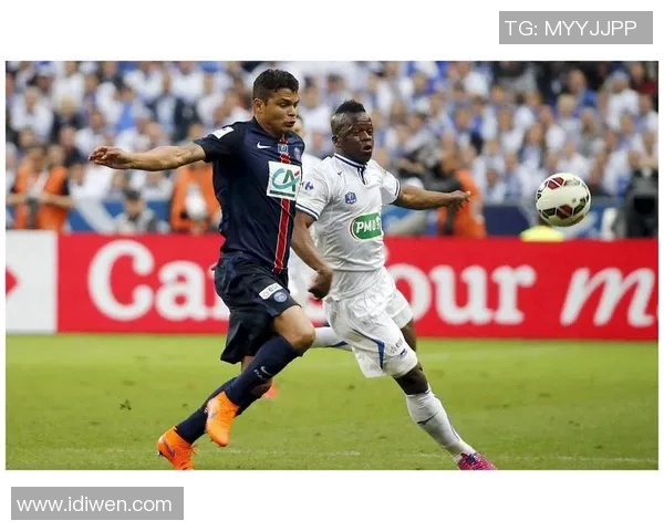 尼奥特与欧塞尔激战在即谁能在法乙赛场中笑到最后 尼奥特与欧塞尔激战在即谁能在法乙赛场中笑到最后